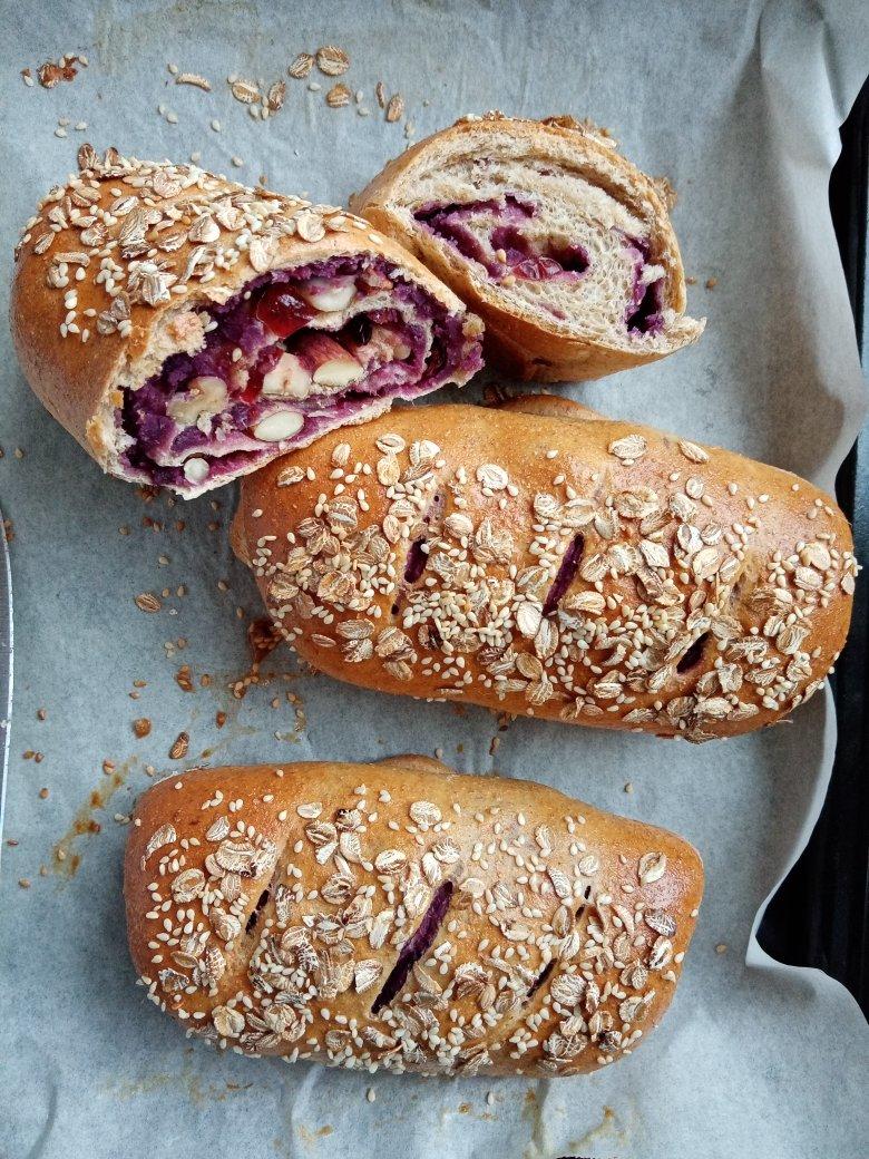 无油无糖纯黑麦紫薯夹心面包，减肥美食