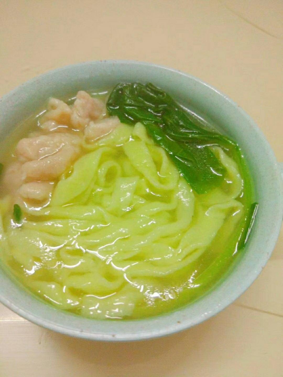 菠菜手擀面