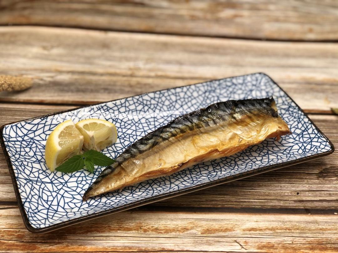 盐烤青花鱼