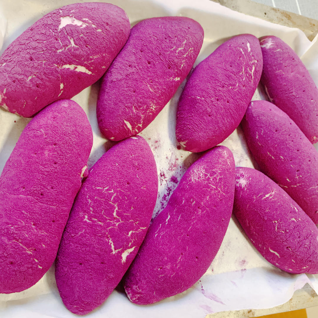 紫薯包—你以为是紫薯？NO！掰开看一看　里面有惊喜