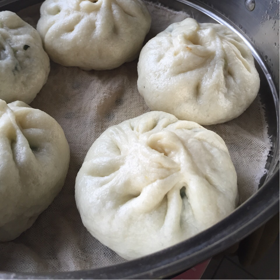 非主流流氓做的冬笋香菇菜包