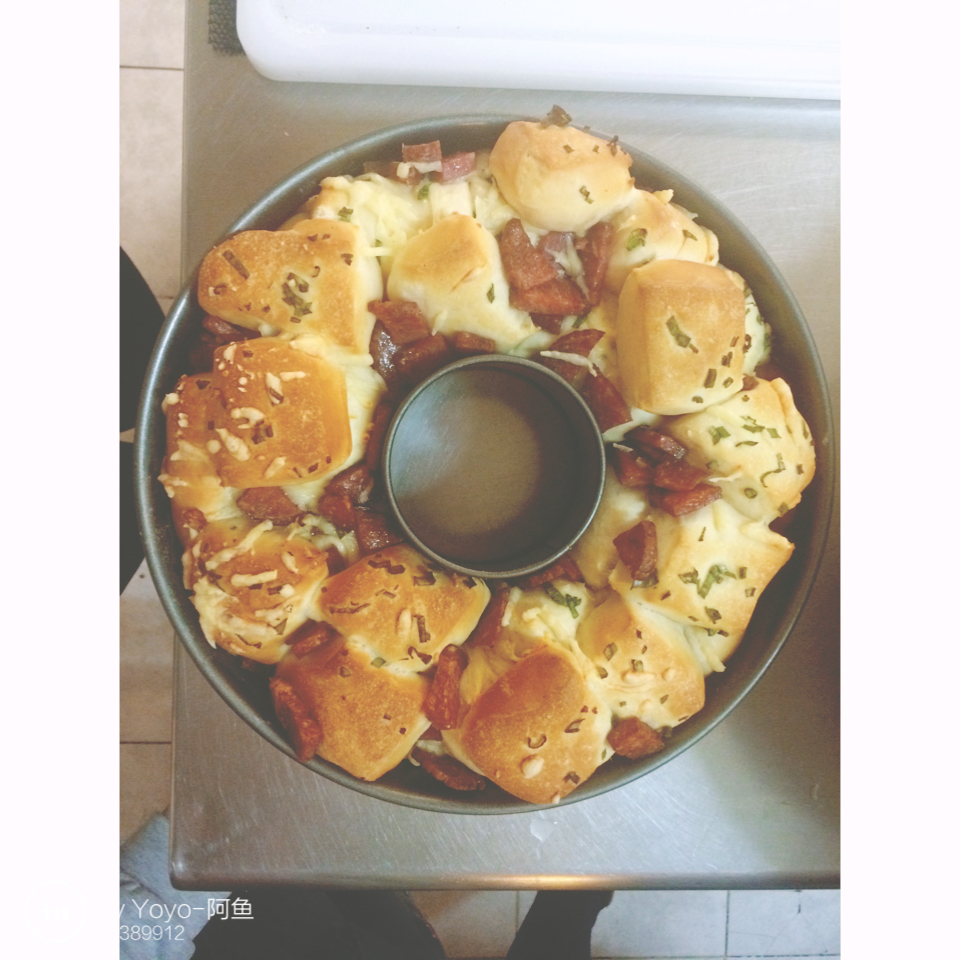 奶酪香肠手撕包