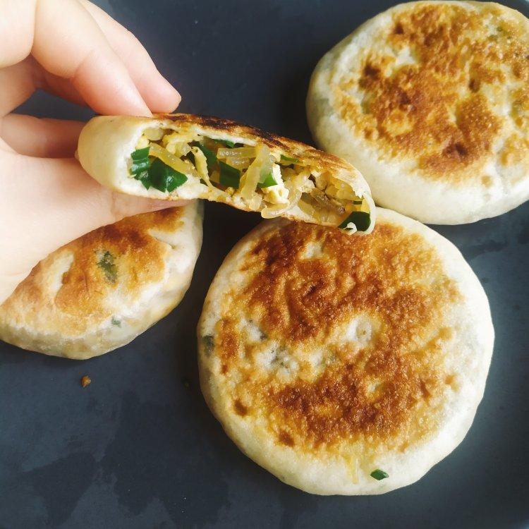 发面菜馅饼 韭菜鸡蛋粉条馅