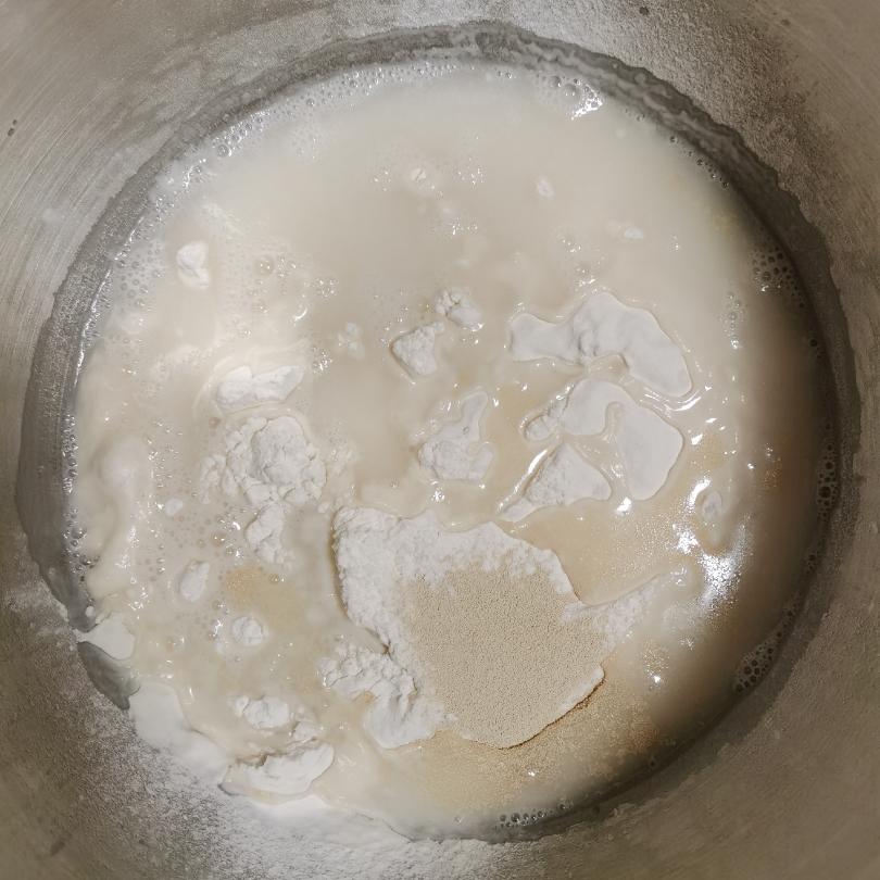 纯奶手撕吐司的做法 步骤1