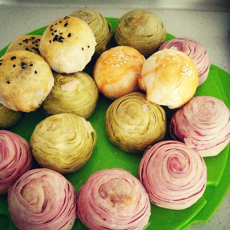 蛋黄酥~紫薯、抹茶、原味~花好月圆，中秋快乐~内附一次做六色蛋黄酥方法~