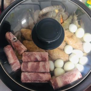 鸡翅鲜虾焖锅的做法 步骤11