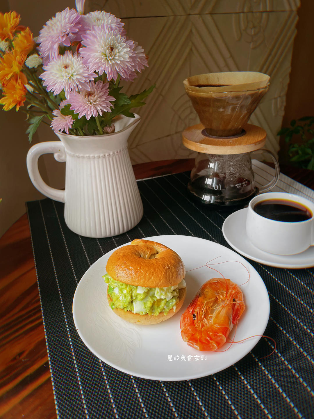 👍超赞❗️牛油果鸡蛋酱.贝果汉堡🍔