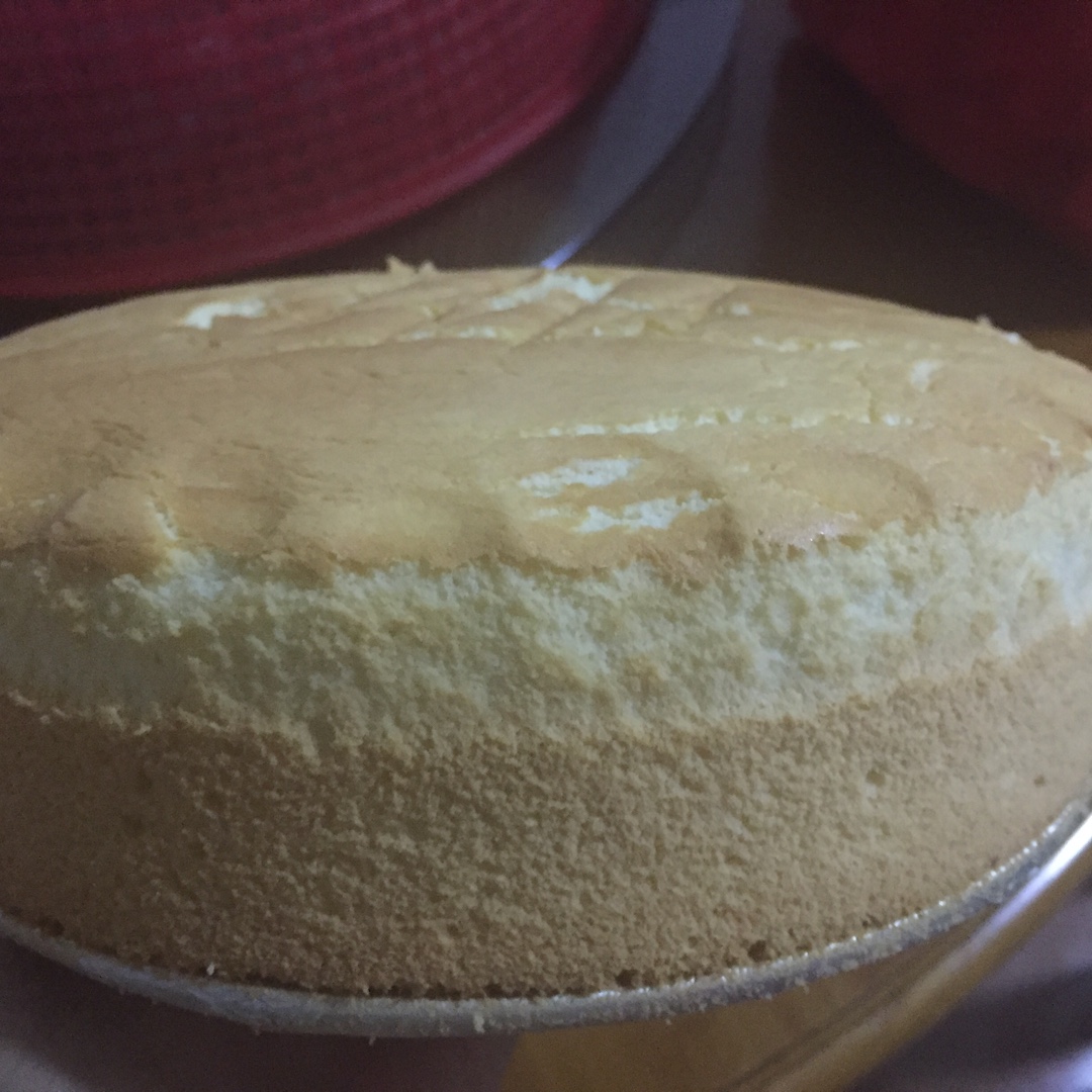 烤箱做蛋糕（戚风蛋糕的做法）