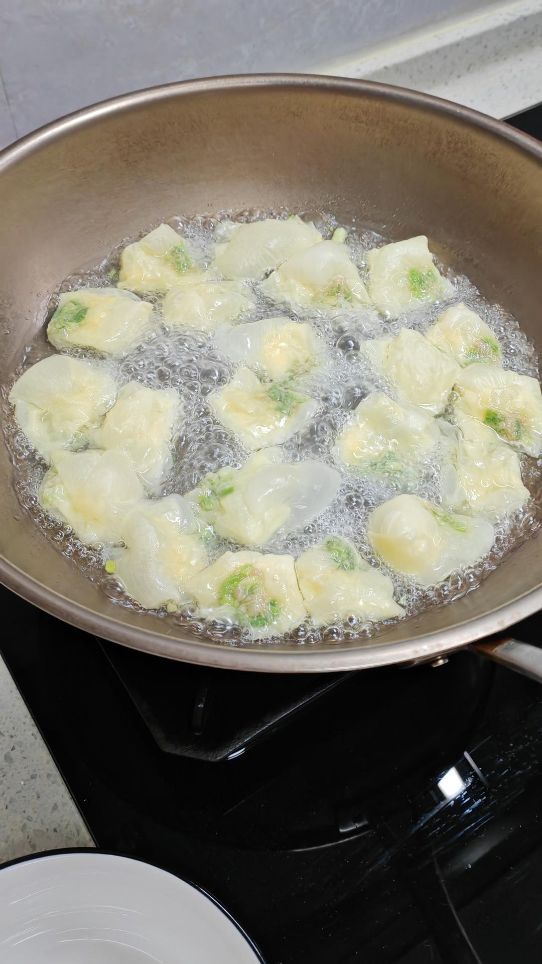曼食慢语丨泡泡馄饨