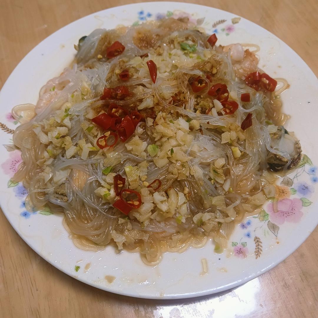 零失败的蒜蓉粉丝蒸扇贝