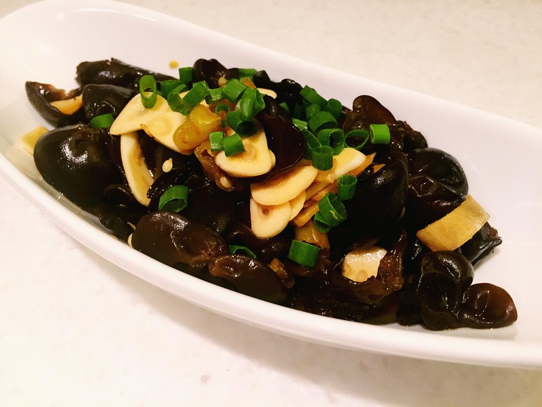 凉拌黑木耳