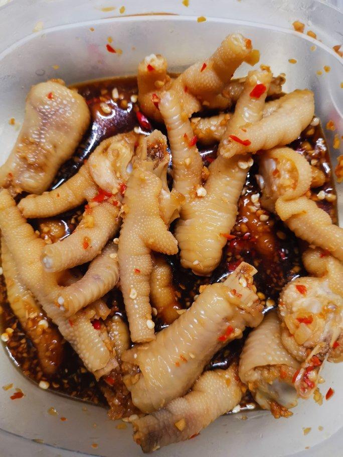 绝对不会后悔的酸辣鸡爪