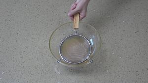 广式蛋黄月饼（75克、50克、各种规格都有）的做法 步骤8