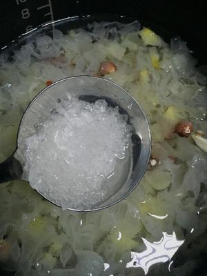 银耳莲子百合薏米苟杞汤－电压力锅版的做法 步骤6
