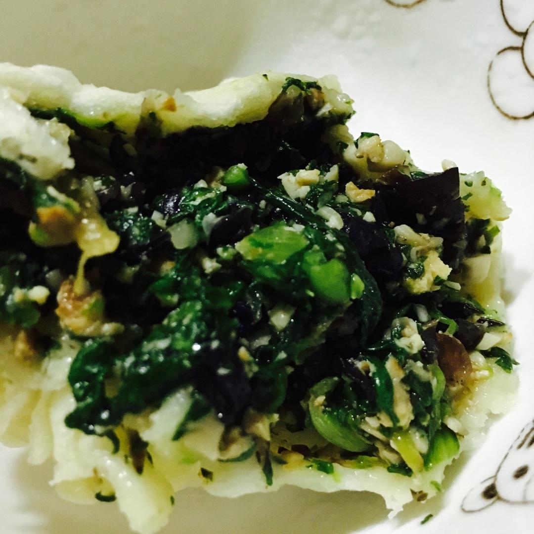 油菜香菇菜包