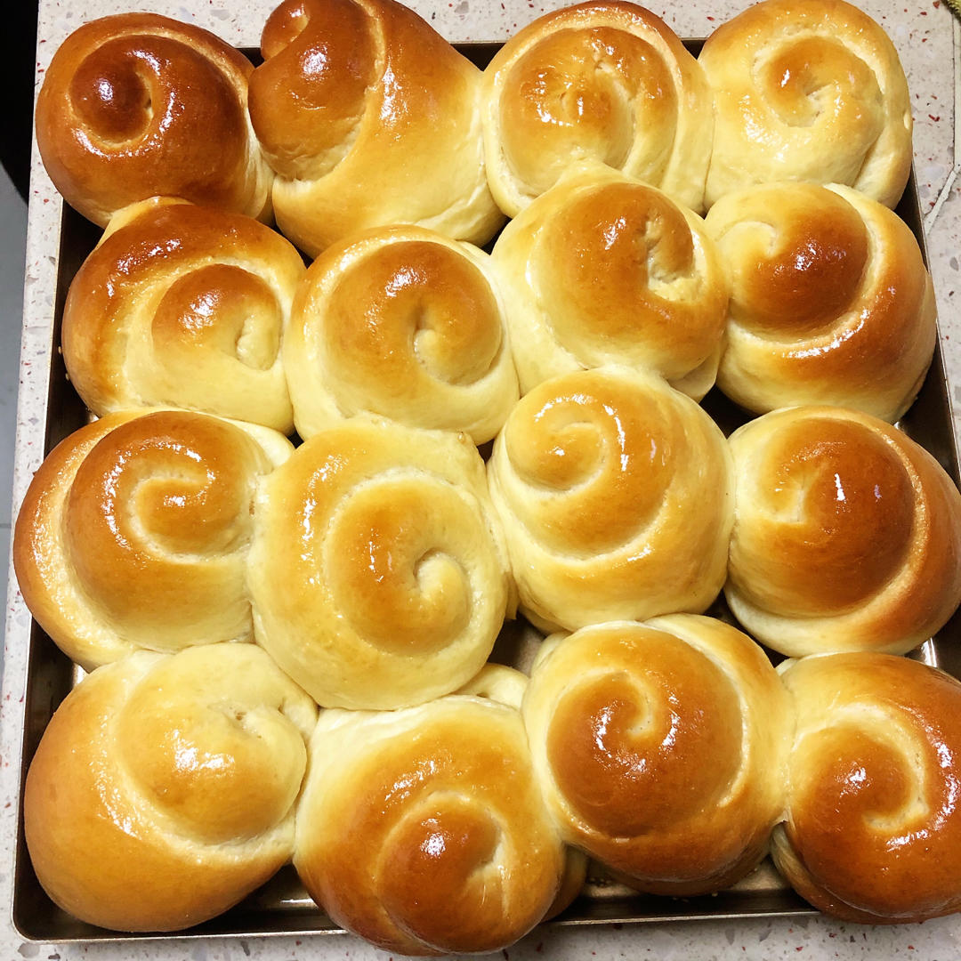 视频|复刻童年记忆|蜂蜜脆底小面包（不歪歪扭扭的整形秘密）