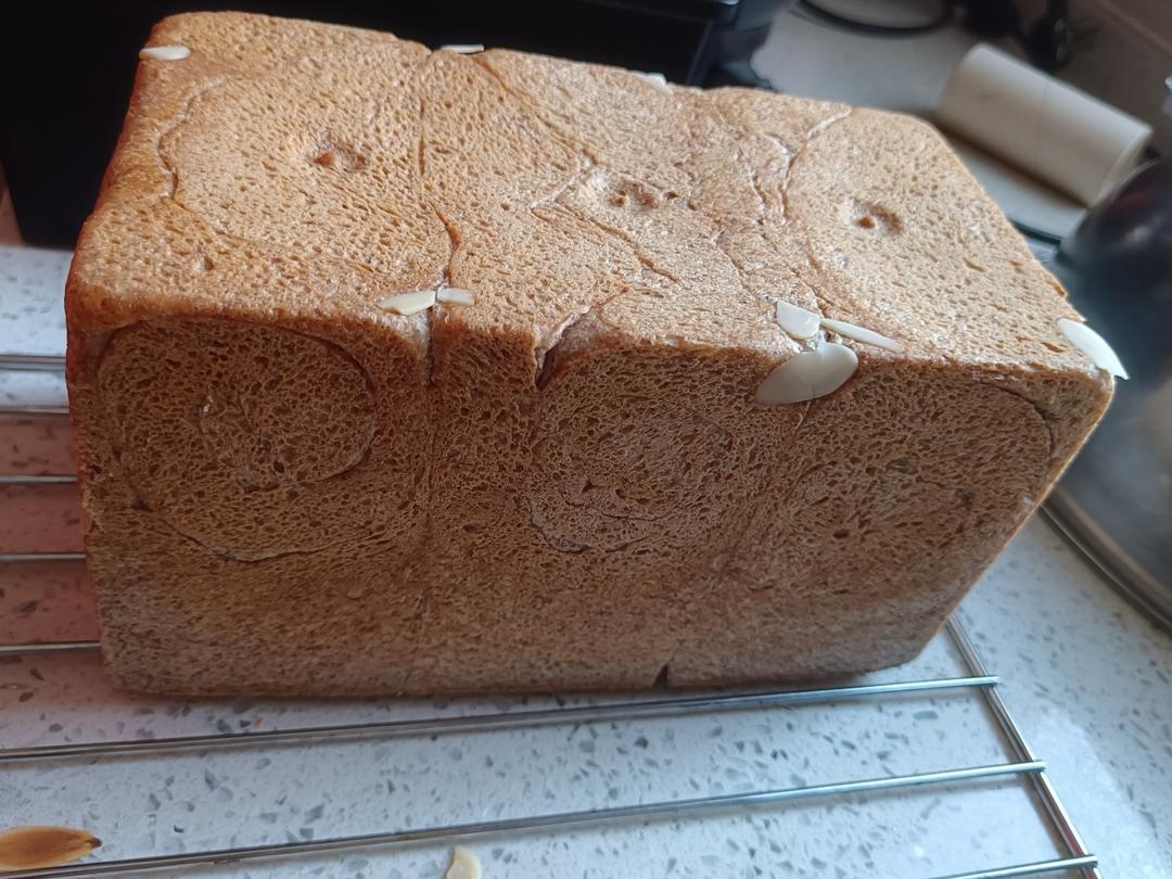 全麦吐司面包