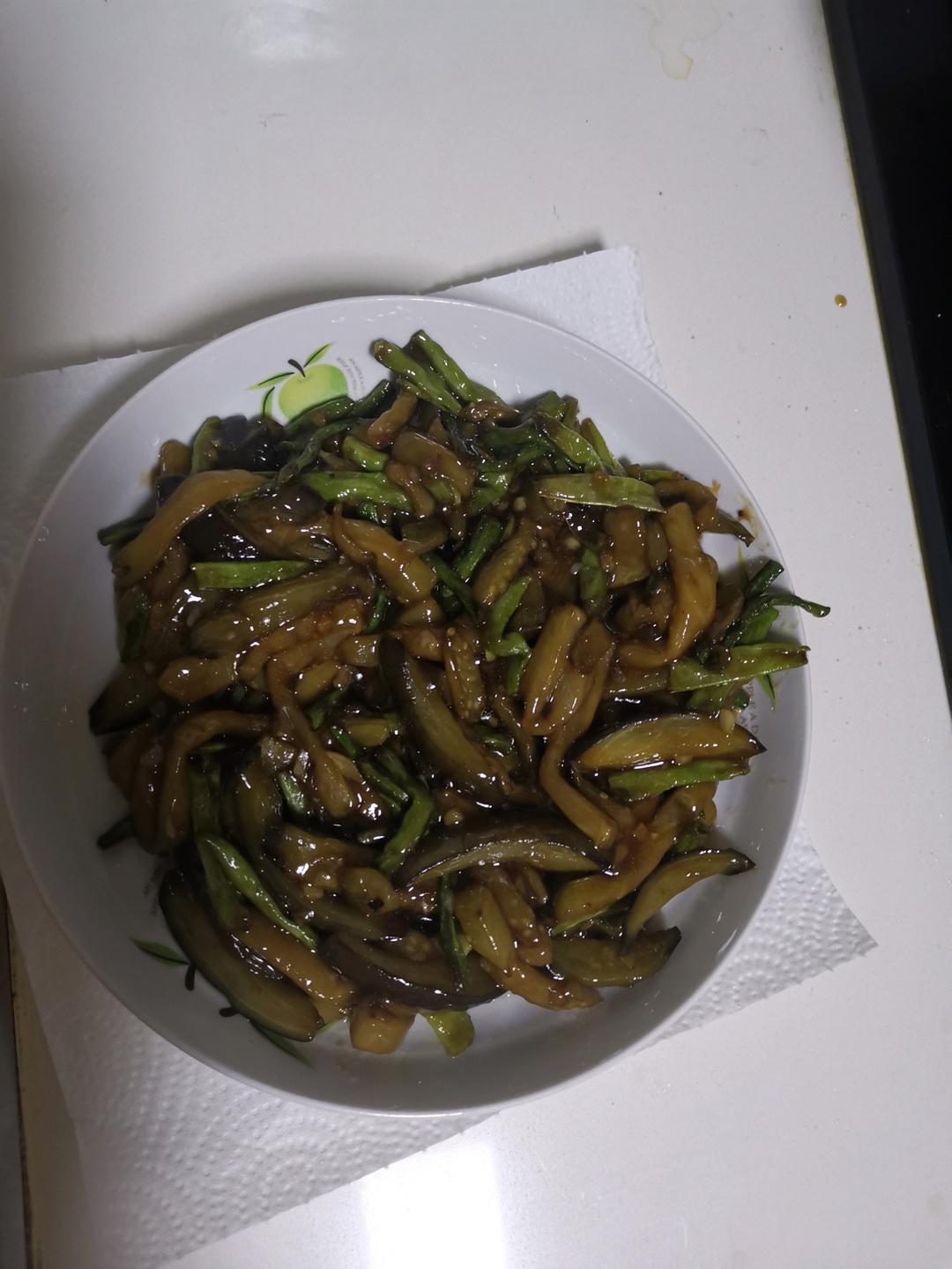 超级下饭的豆角烧茄子