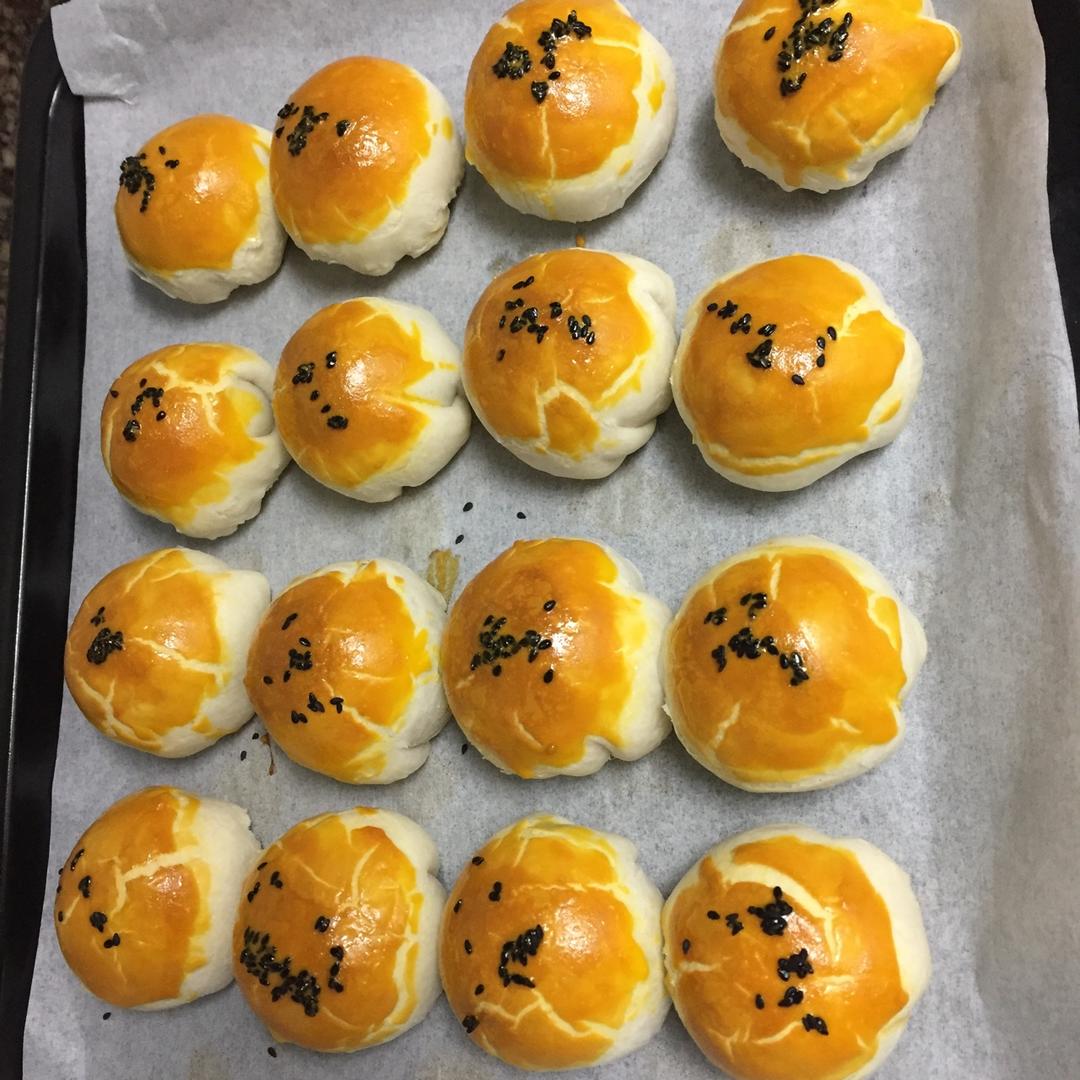 蛋黄酥