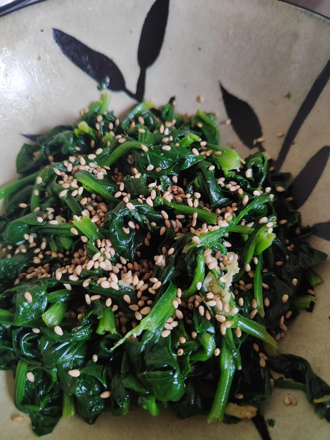 凉拌菠菜(家传秘方)