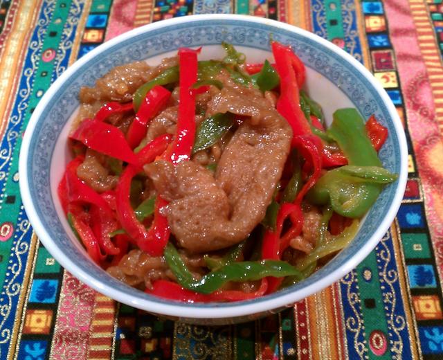 清炒薯香蛋皮的做法