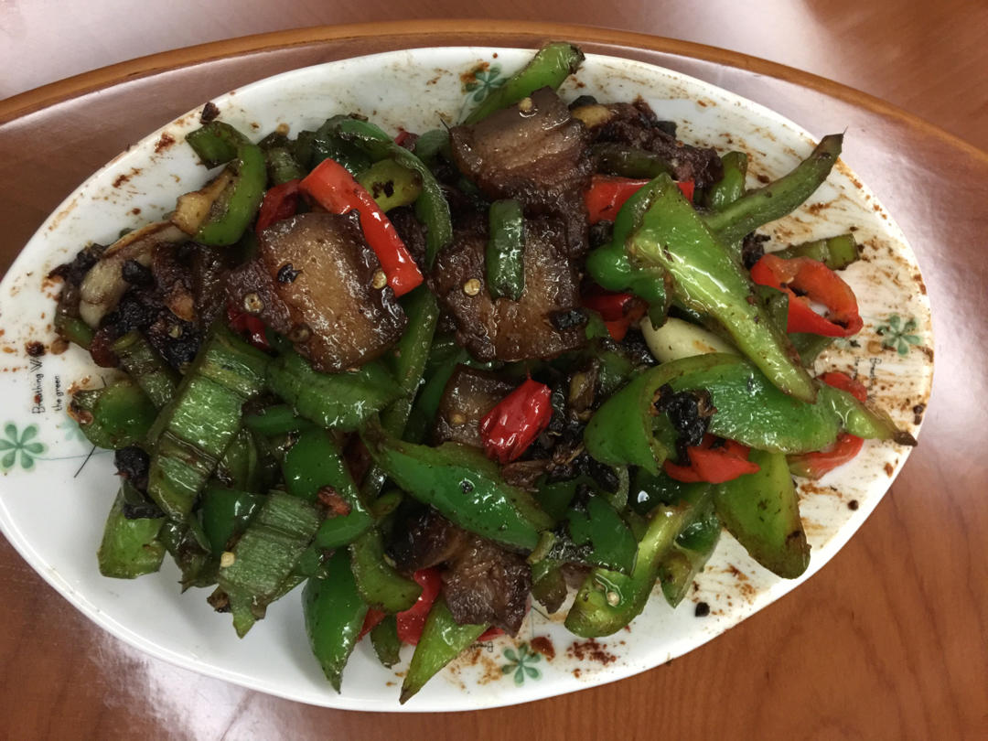 小炒肉   辣椒炒肉片