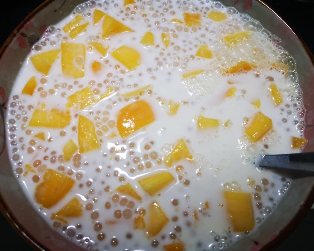 芒果椰汁西米露的做法
