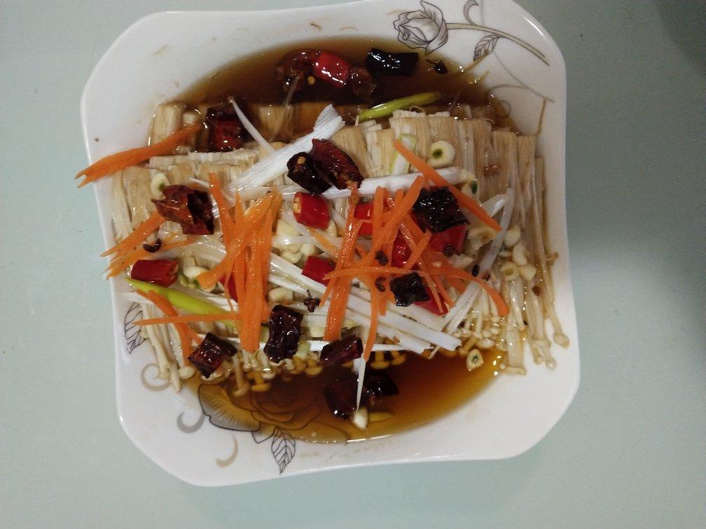 油泼金针菇