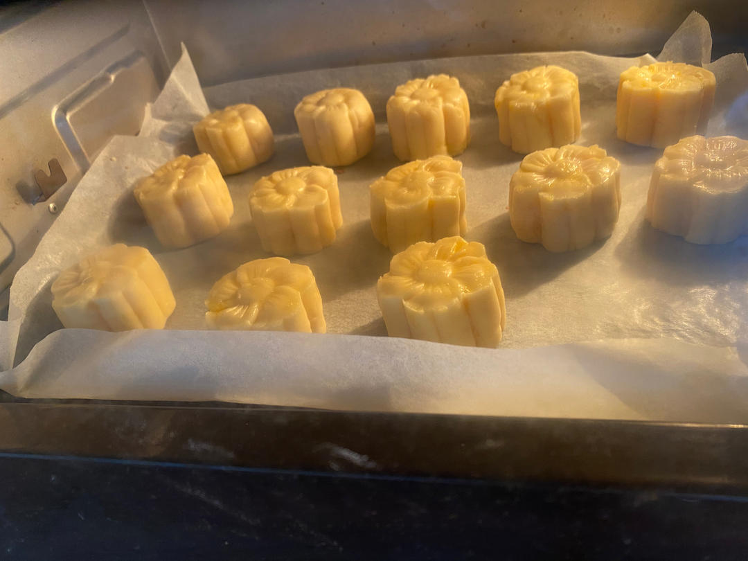 流心奶黄月饼（无吉士粉/转化糖浆版本）【曼食慢语】