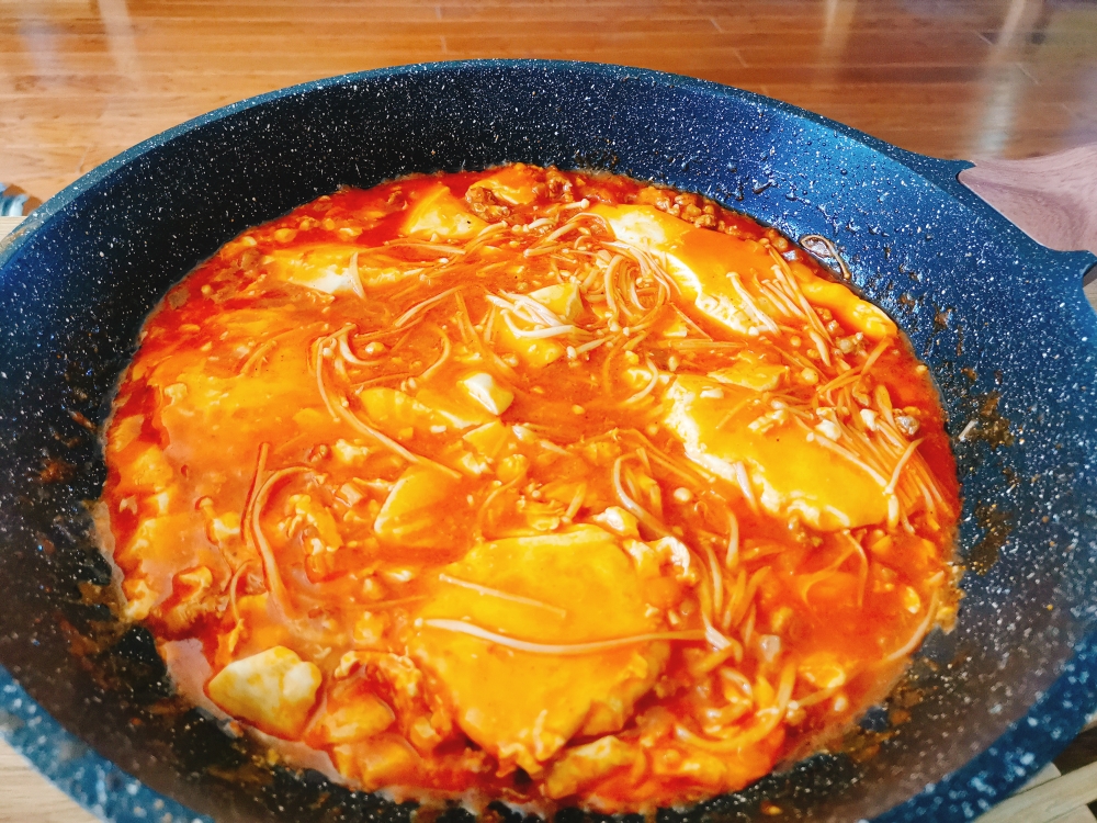 韩式铁板豆腐鸡蛋的做法