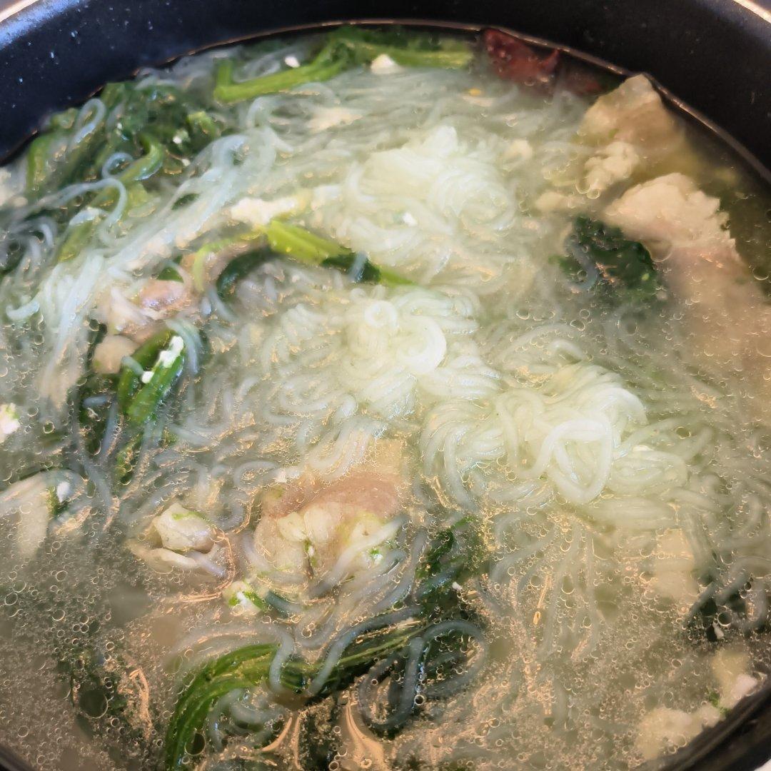 菠菜羊肉粉丝汤