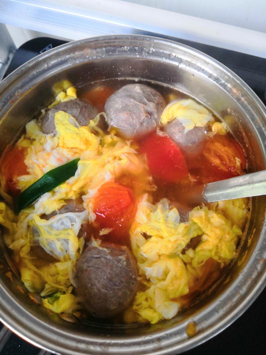 牛肉丸西红柿蛋汤（超快超简单）清淡解油腻的做法