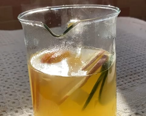苹果热橙柠檬水的做法