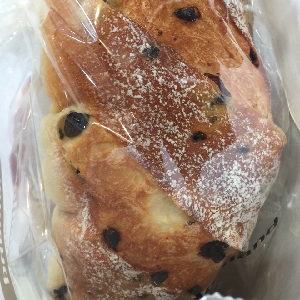牛油果全麦面包
