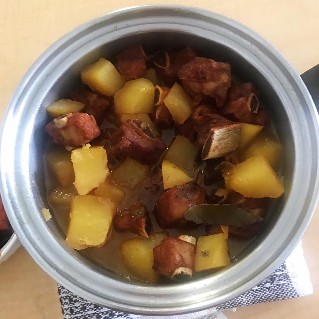红烧排骨