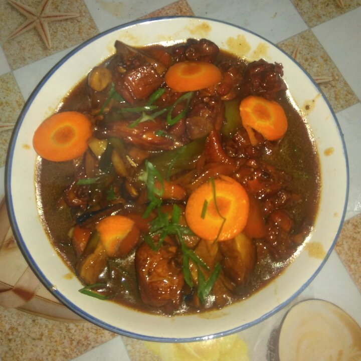 香菇炖鸡翅