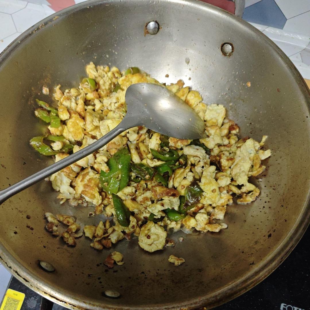 青椒炒鸡蛋❗️❗️营养美味又下饭