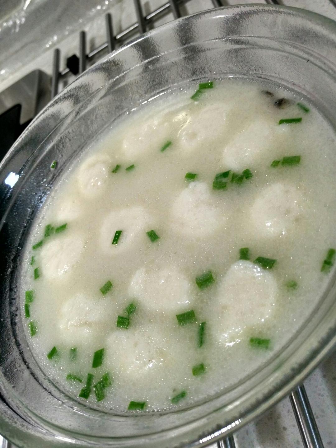 奶白鲫鱼汤（视频，只用10分钟）