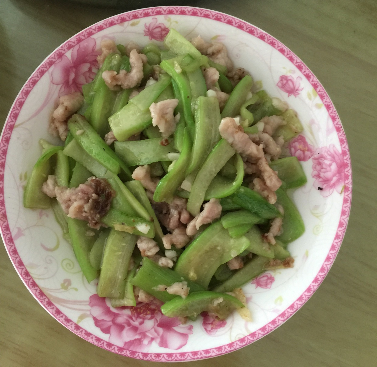 丝瓜炒瘦肉