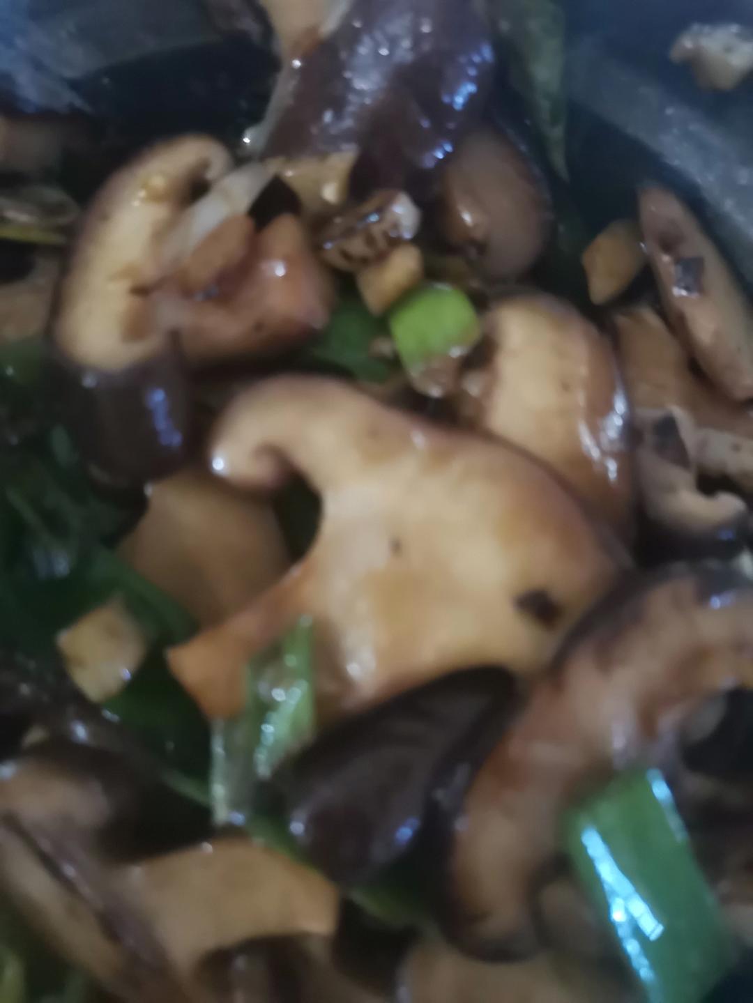 🔥低脂美味～比肉还好吃的爆炒香菇