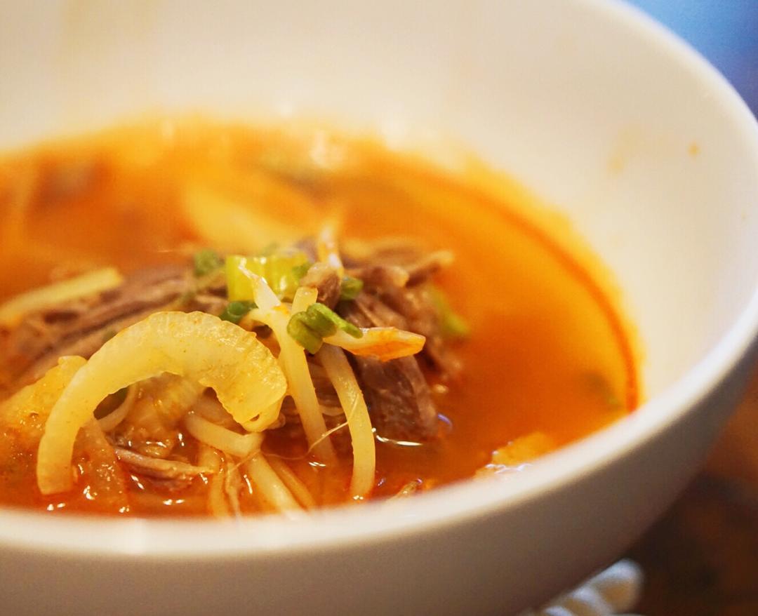 韩式辣牛肉汤【曼食慢语】
