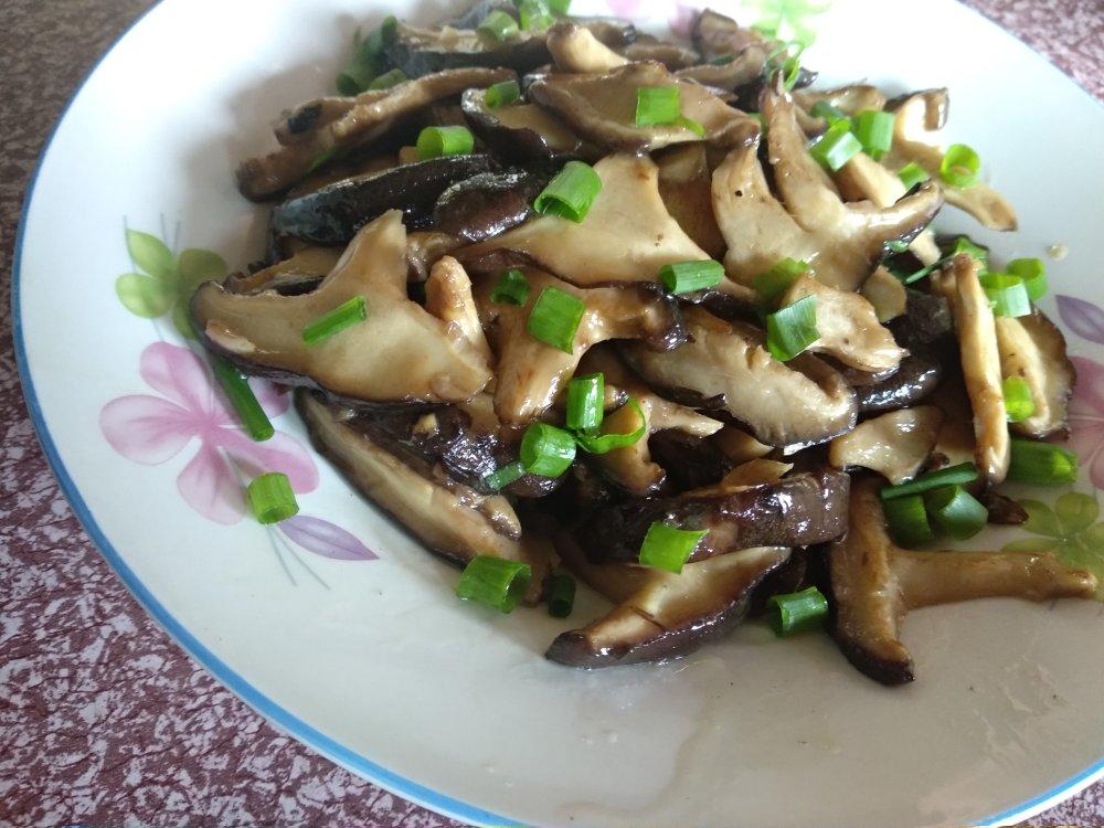 鲜美无比的蚝油香菇