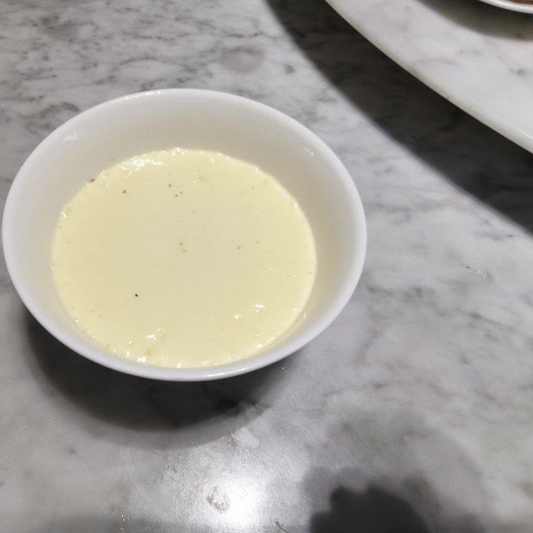 只需三个步骤的简单好吃双皮奶