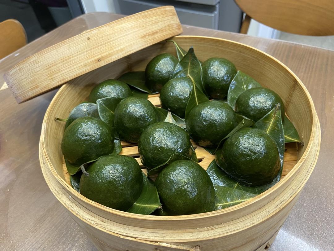 咸蛋黄肉松青团（艾糍）