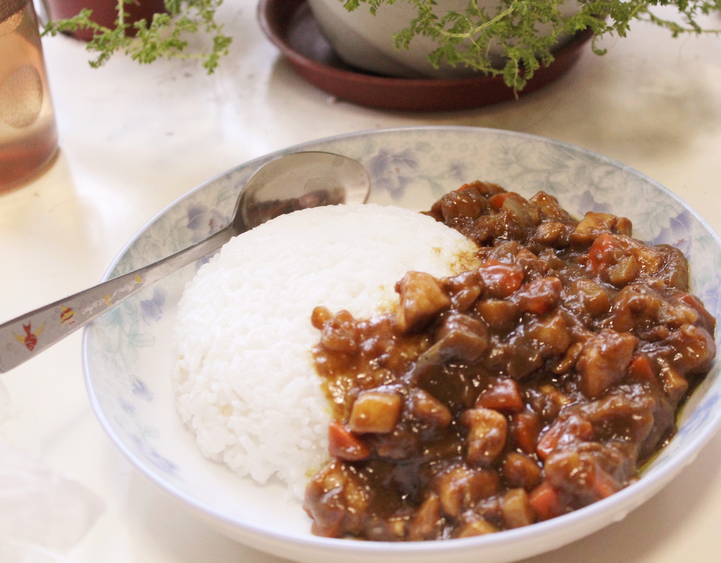 咖喱鸡块饭