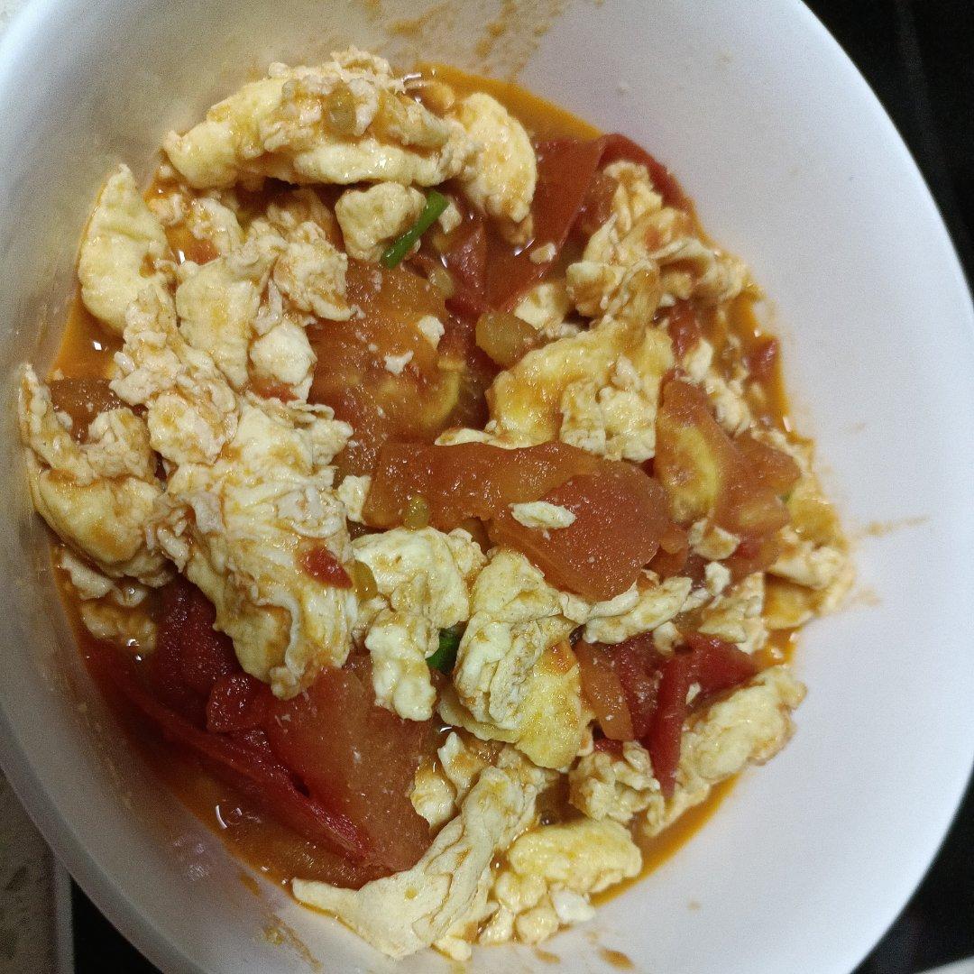 番茄炒鸡蛋（超浓的番茄味）