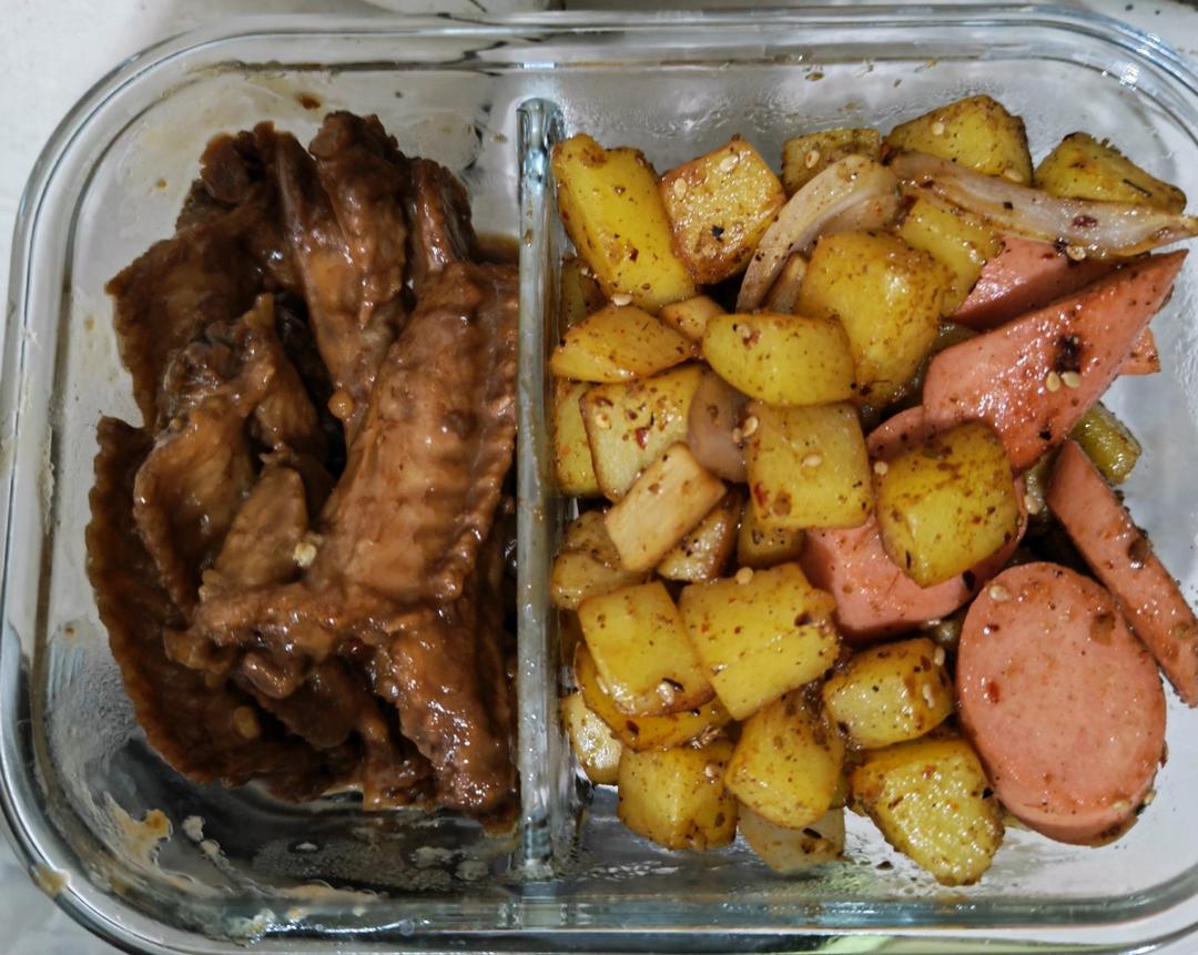 孜然火腿土豆丁
