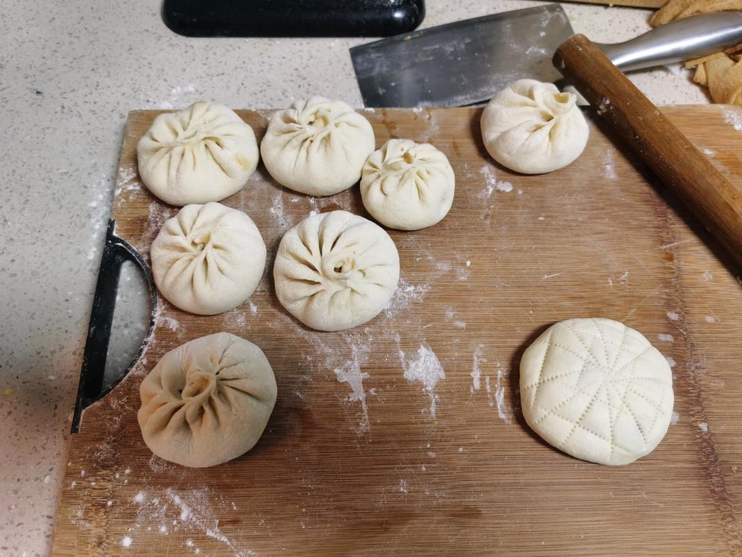 鲜肉多汁包子厨师机揉面不锈钢锅蒸包子技巧