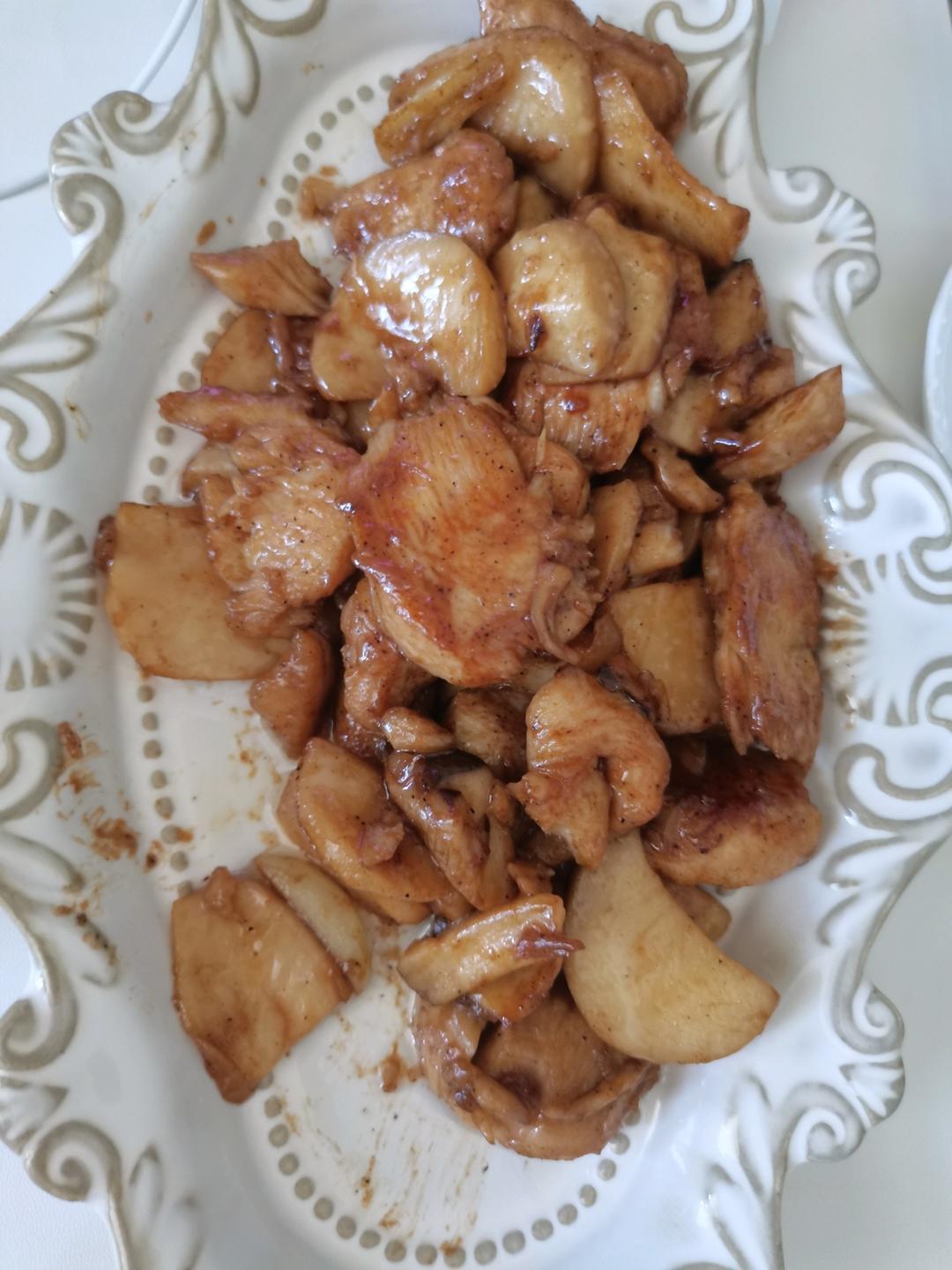 嫩滑不柴❗️爆好吃的黑椒口蘑炒鸡胸肉～绝了