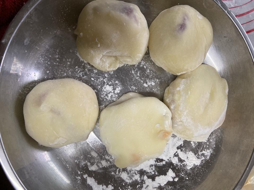 腹黑白胖子——奥利奥雪媚娘